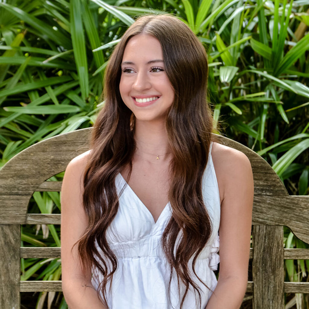 teen-girl-in-front-of-palms